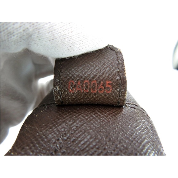 Louis Vuitton Brown Checkered Toiletry Bag - Picture 14 of 15